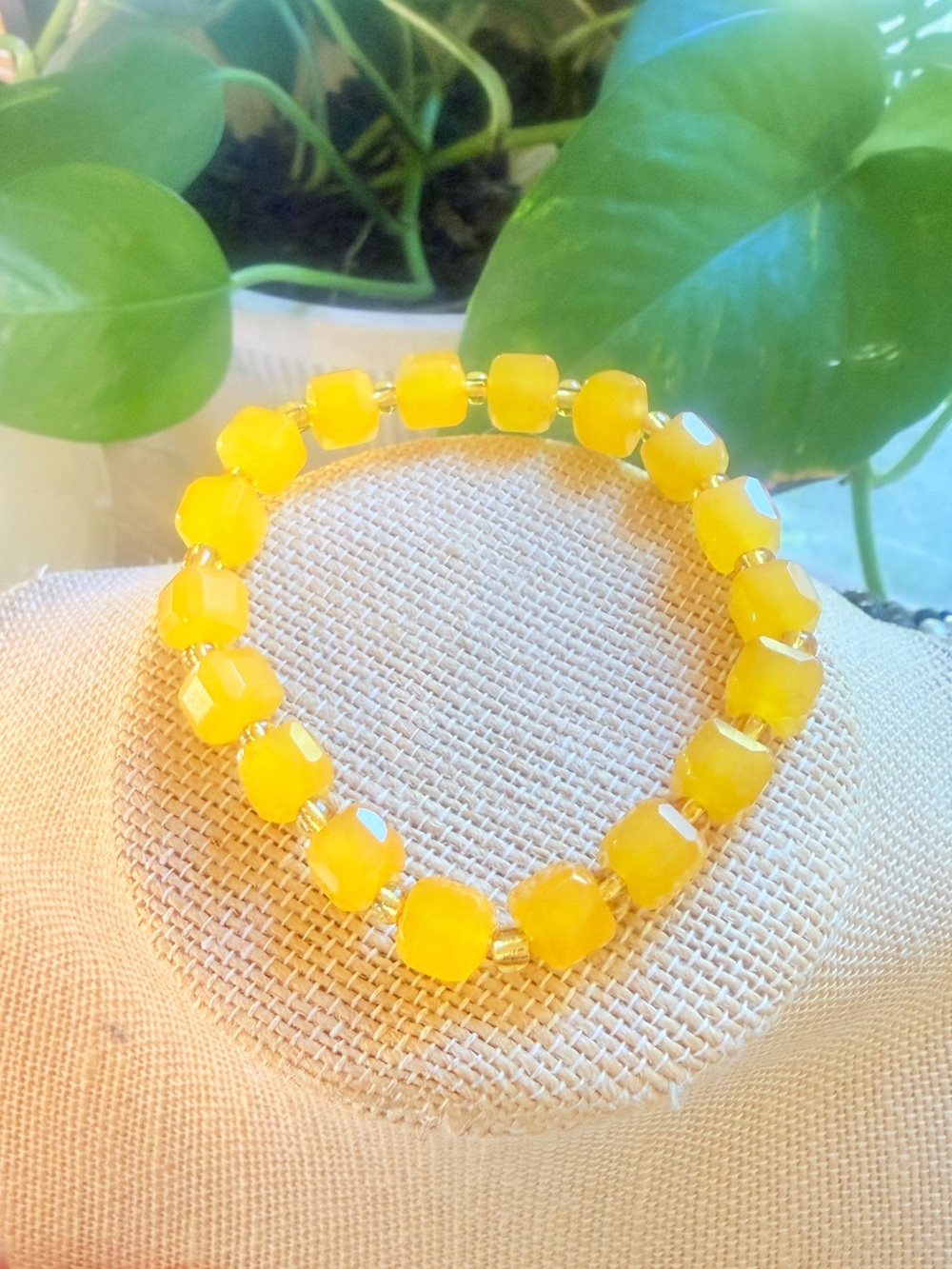 Yellow Quartz crystal bracelet